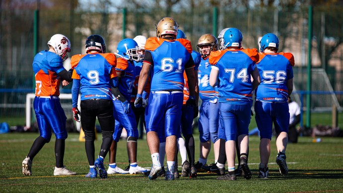 American Football Club in action